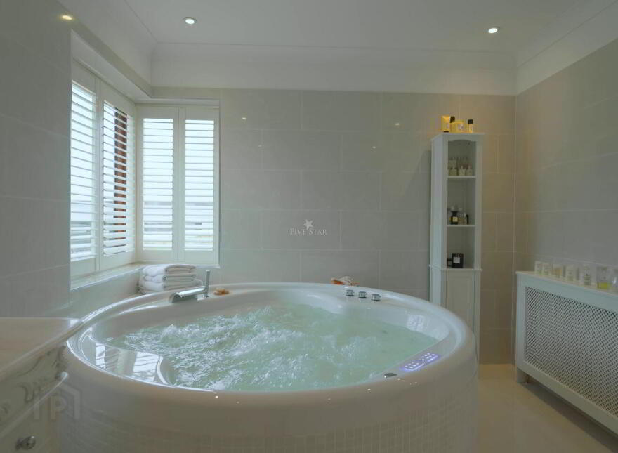 Luxury Coastal Residence & Gardens, Seafield, 2 Shankill, Shankill