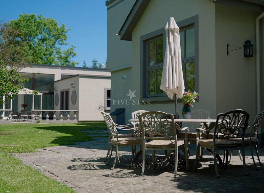 Luxury Coastal Residence & Gardens, Seafield, 2 Shankill, Shankill