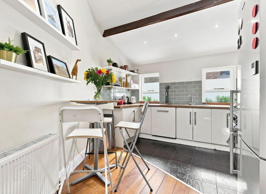 19 Saint David's Terrace, Blackhorse Avenue, Stoneybatter, Stoneybatter, D07W8E2