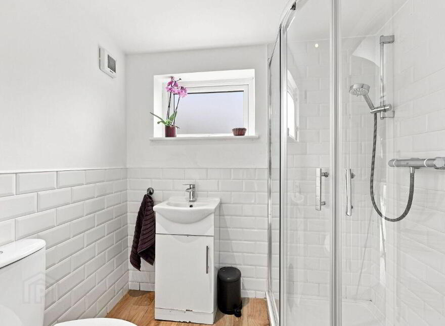 19 Saint David's Terrace, Blackhorse Avenue, Stoneybatter, Stoneybatter, D07W8E2