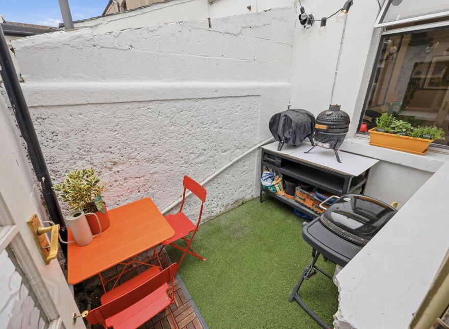 32 Ard Righ Road, Arbour Hill, D07H3F9