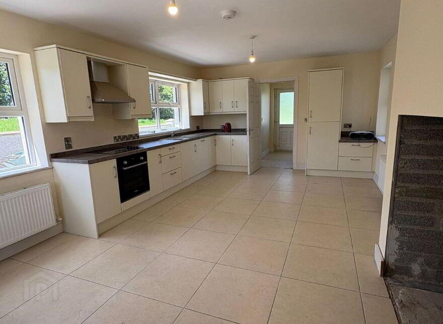 Cashlan East, Carrickmacross, Carrickmacross, A81HX46