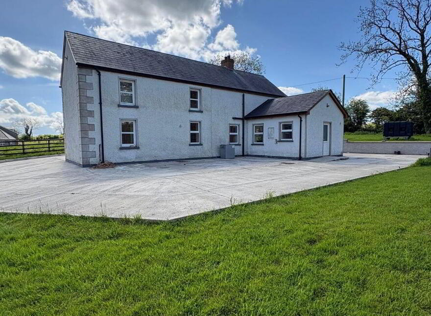 Cashlan East, Carrickmacross, Carrickmacross, A81HX46