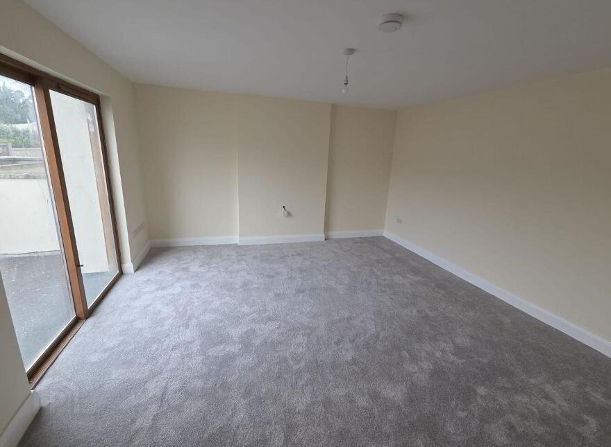 8 Clós Dhromainn, Riverside Road, Carrickmacross, A81RW68