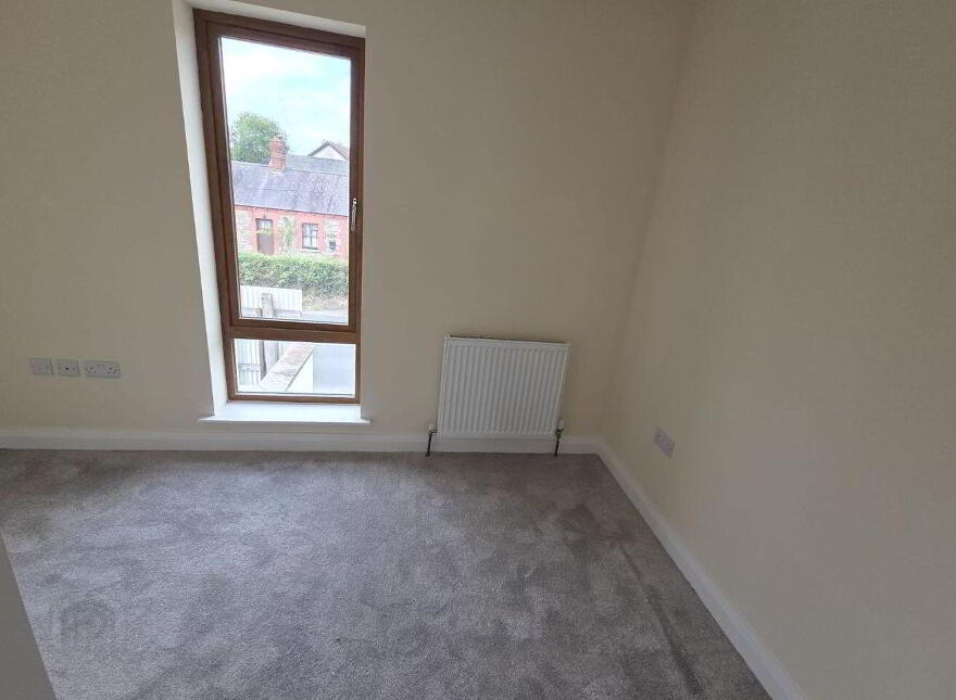 8 Clós Dhromainn, Riverside Road, Carrickmacross, A81RW68