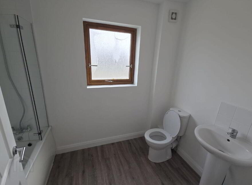 8 Clós Dhromainn, Riverside Road, Carrickmacross, A81RW68
