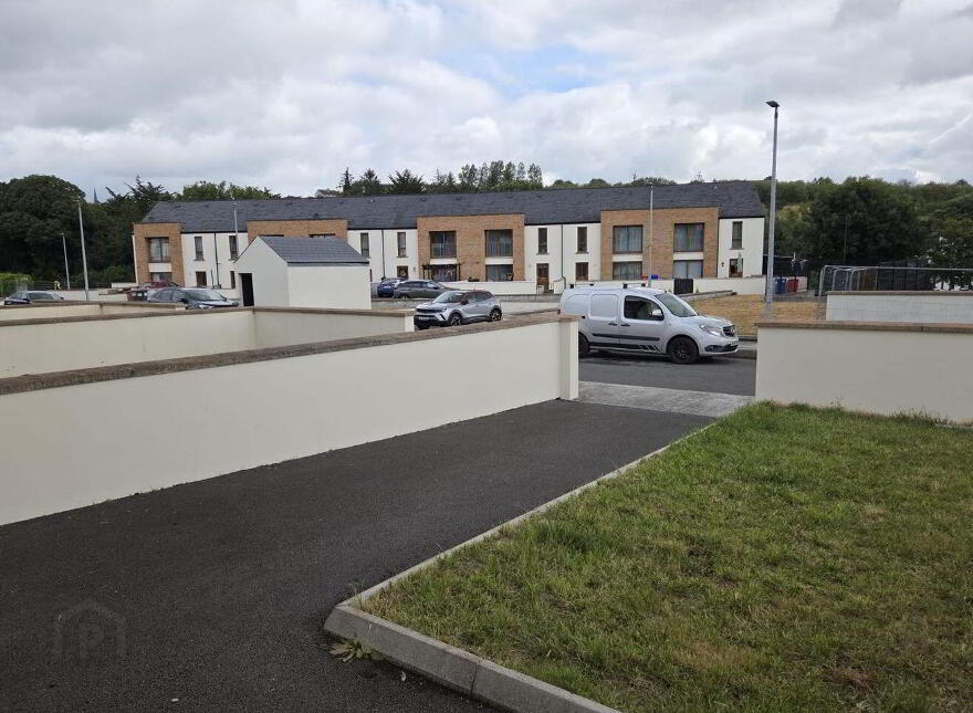 8 Clós Dhromainn, Riverside Road, Carrickmacross, A81RW68