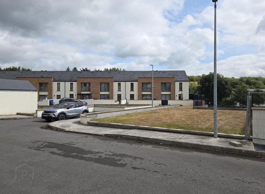 8 Clós Dhromainn, Riverside Road, Carrickmacross, A81RW68