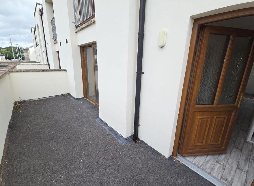 8 Clós Dhromainn, Riverside Road, Carrickmacross, A81RW68