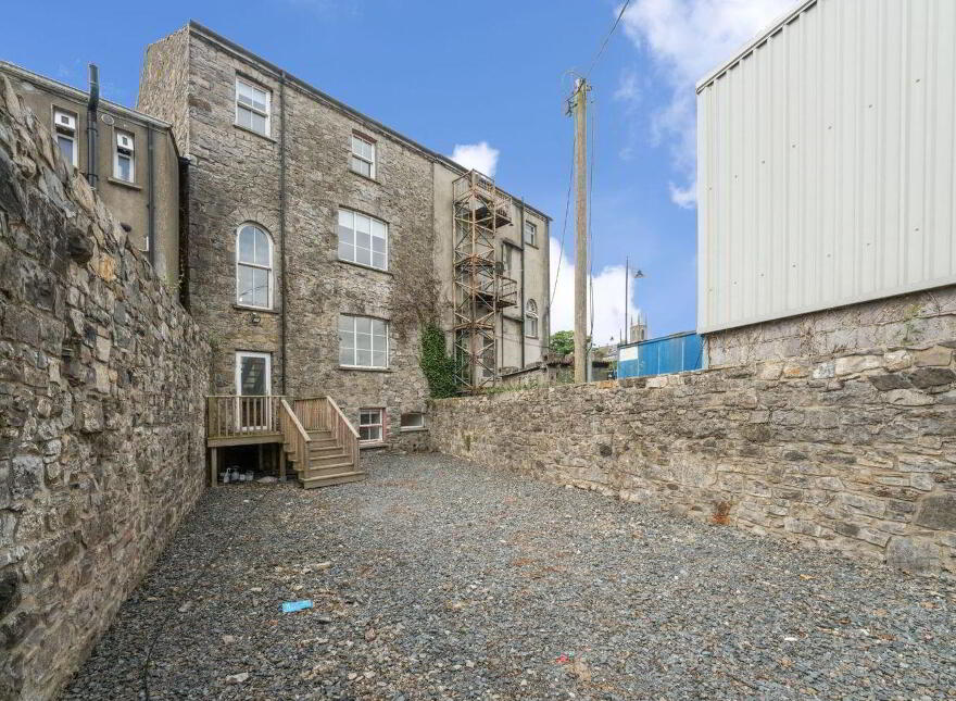 2 Academy Street, Navan, C15WPF1