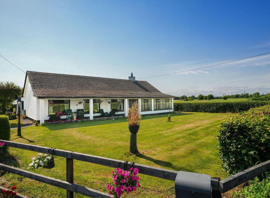 Summerlands, Ballymaglassan, Batterstown, A86Y883 photo
