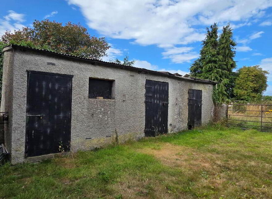 Piercetown, Dunboyne, A86P861