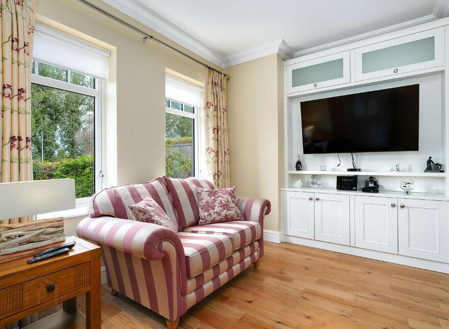 4 Seachnall Abbey, Dunshaughlin, A85TV58