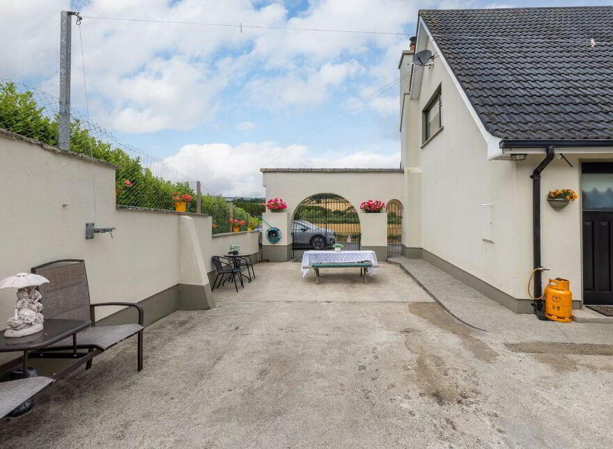 Vanbill House, Kilpipe, Aughrim, Y14X990