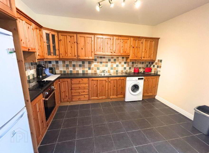 103 Oakleigh Wood, Dooradoyle, V94E138