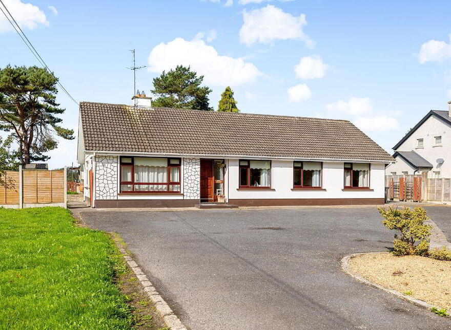 Brownstown, Kilcloon, A85HY28