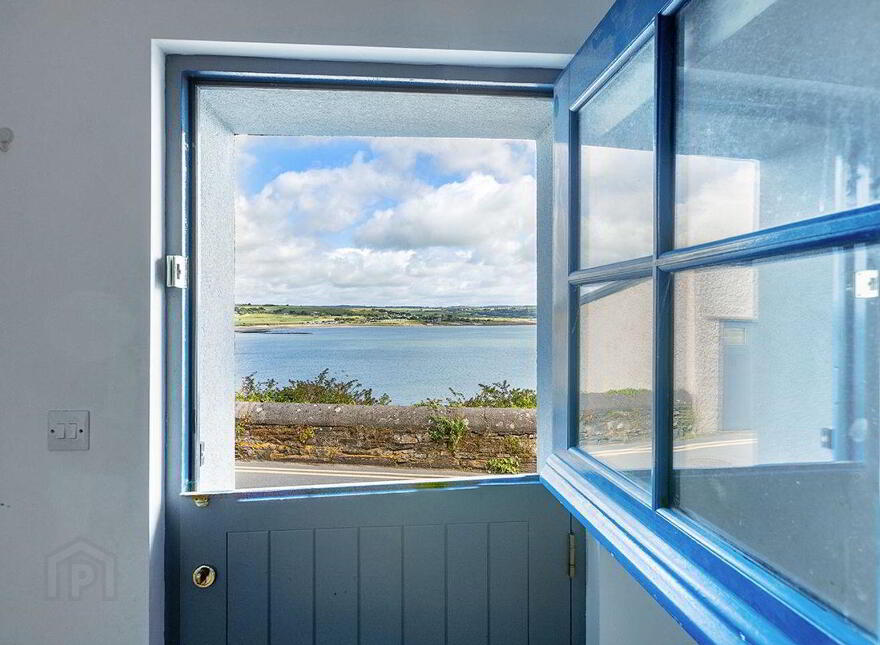 Carrig Aenin, Cliff Road, Ardmore, P36AX89