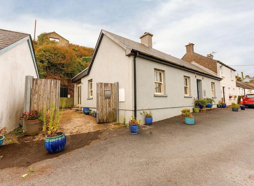 Carrig Aenin, Cliff Road, Ardmore, P36AX89