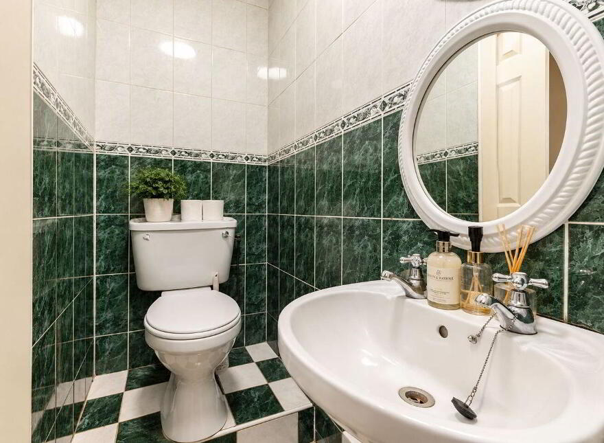 2 Gibraltar Terrace, Lighthouse Road, Youghal, P36A262