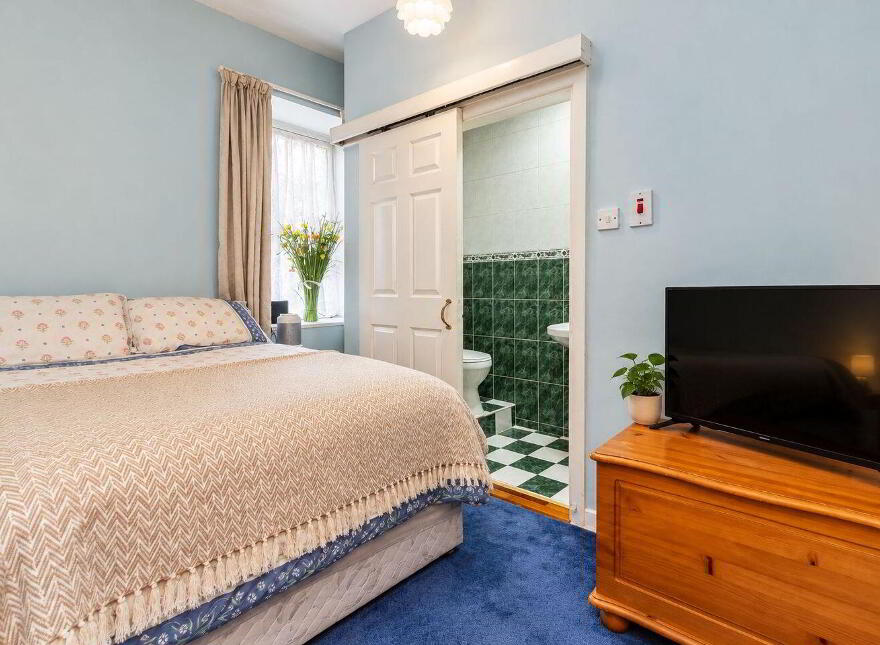 2 Gibraltar Terrace, Lighthouse Road, Youghal, P36A262