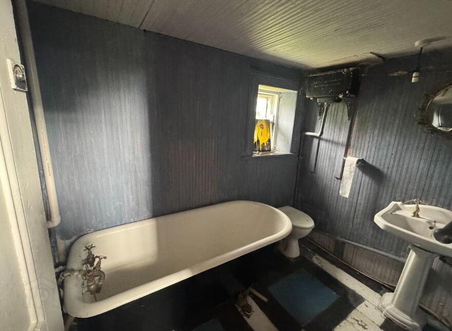 Baldonnell House On, C. 3.5 Acres, Baldonnell Lower , Grange Cas...Grange Castle, D22N1N2