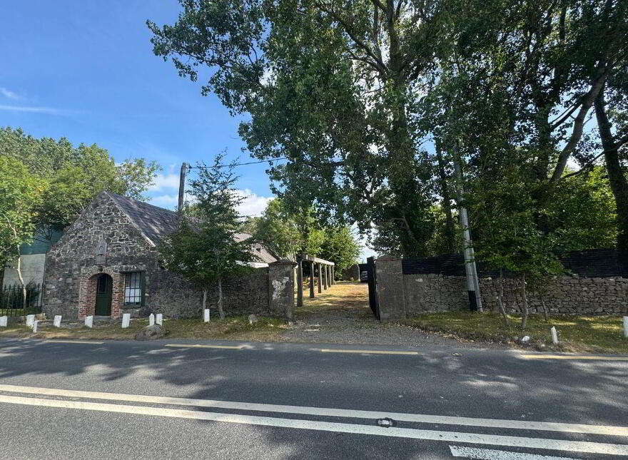 Baldonnell House On, C. 3.5 Acres, Baldonnell Lower , Grange Cas...Grange Castle, D22N1N2