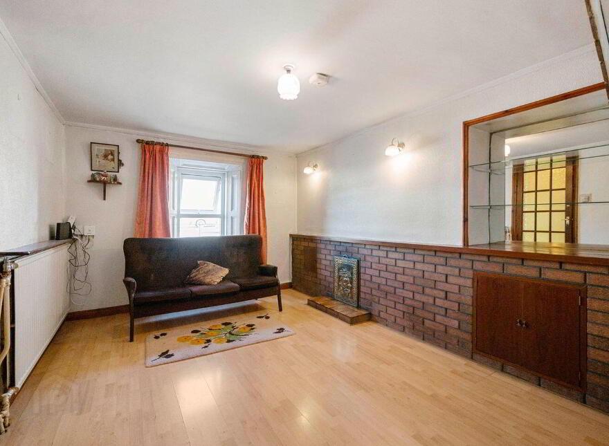 76 Irishtown, New Ross, Y34EY09