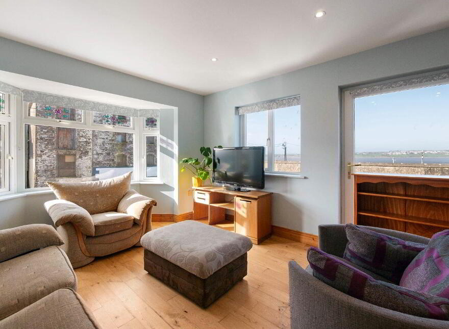 Harbourside, Quay Road, Duncannon, Y34XA39