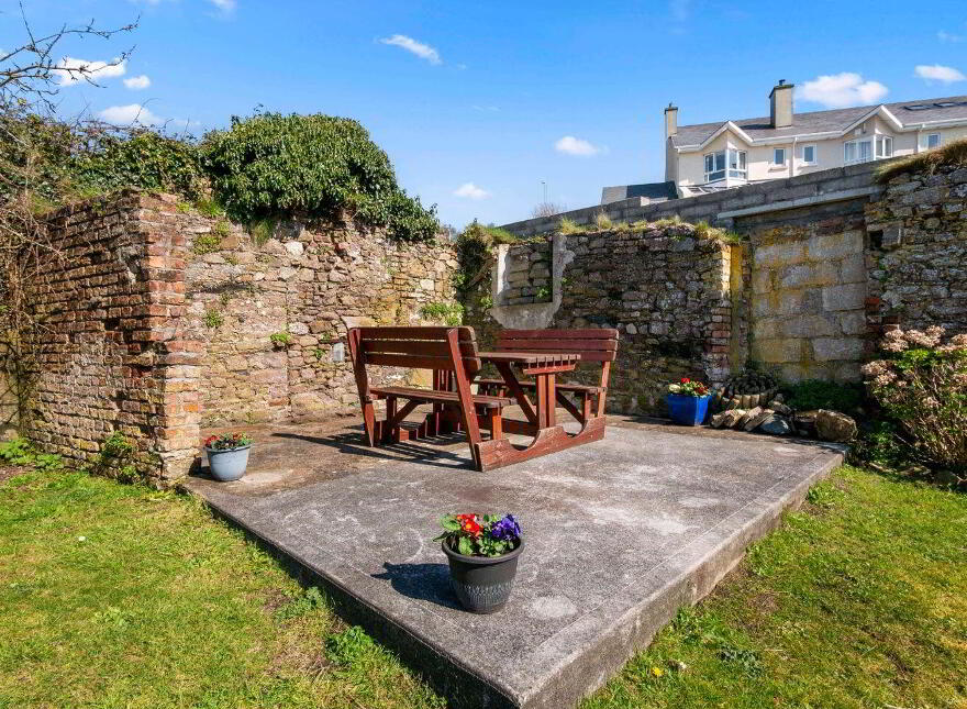 Harbourside, Quay Road, Duncannon, Y34XA39