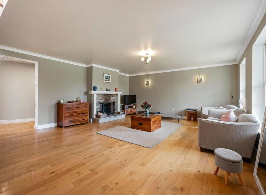 Chia Lodge, Arthurstown, Y34W327