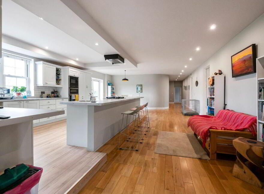 Chia Lodge, Arthurstown, Y34W327
