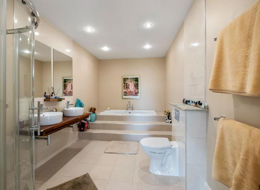 Chia Lodge, Arthurstown, Y34W327