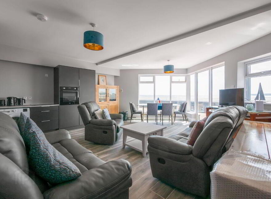 1 Strand Court, Strand Road, Duncannon, Y34F216
