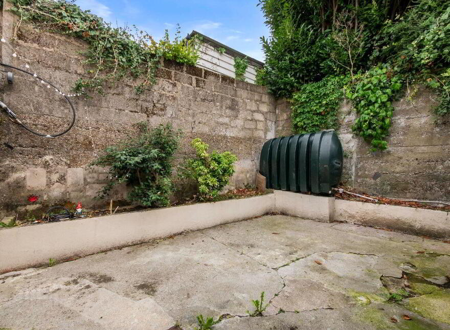 11 Wexford Street, New Ross, Y34K125