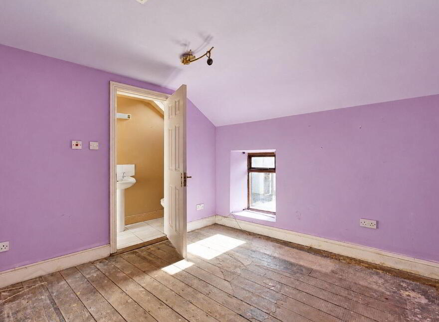 17 High Hill Street, New Ross, Y34NX06