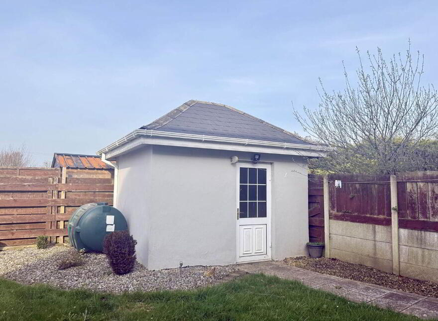 No. 2 Ford Haven, Kilmuckridge, Y25F978