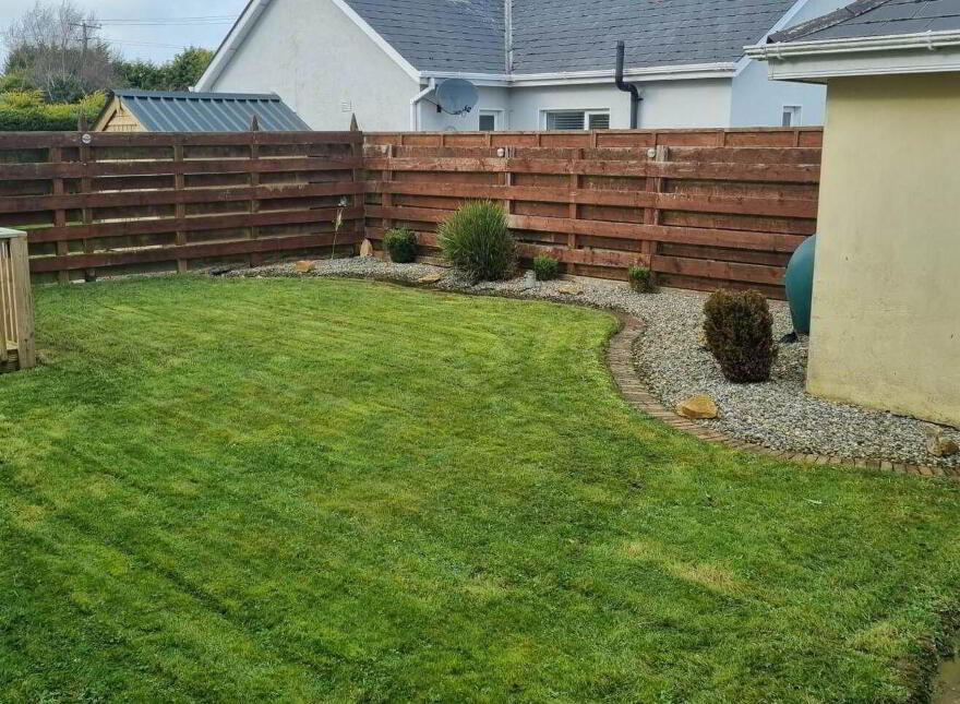 No. 2 Ford Haven, Kilmuckridge, Y25F978
