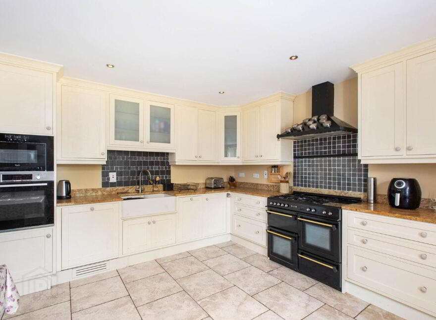 Ballyellen Lower, Inch, Kilmichael, Y25TK53