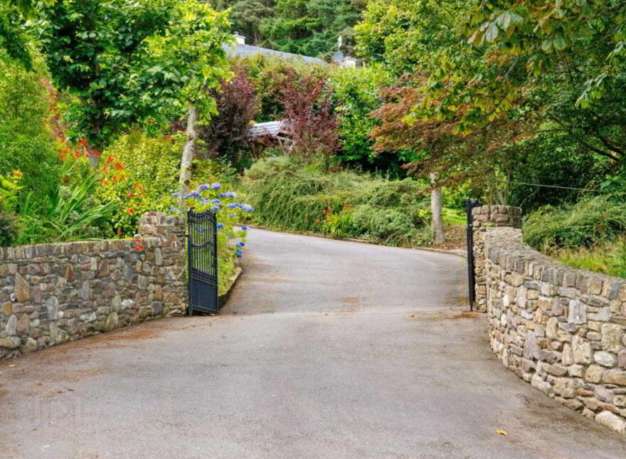 Temair House, Tara Hill, Ballymoney, Y25V447