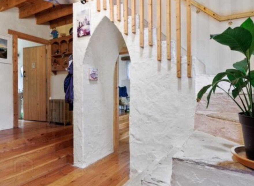 Temair House, Tara Hill, Ballymoney, Y25V447