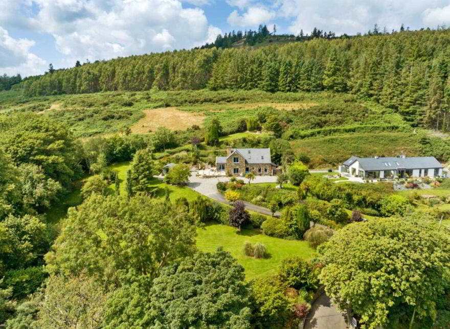 Temair House, Tara Hill, Ballymoney, Y25V447