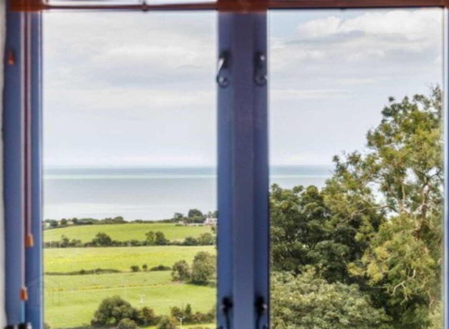 Temair House, Tara Hill, Ballymoney, Y25V447