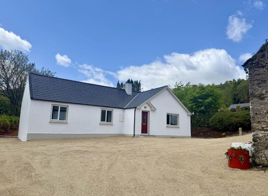 The Old Farmhouse, Shrule, Craanford, Y25D894