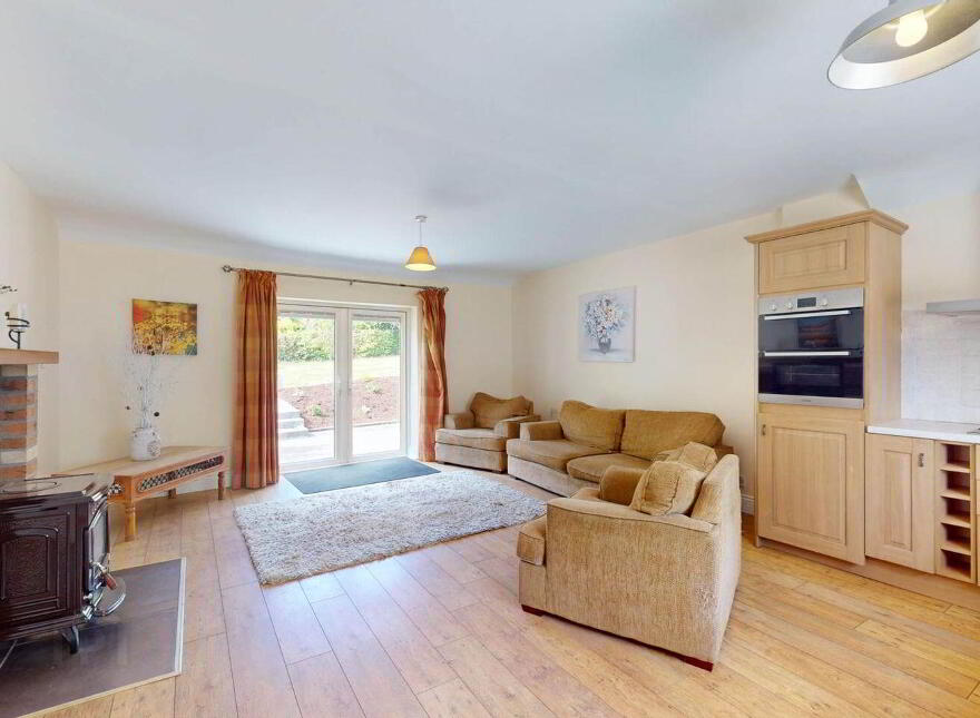 The Old Farmhouse, Shrule, Craanford, Y25D894