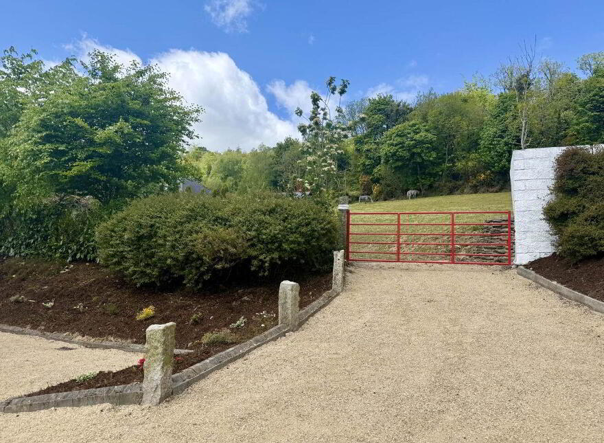 The Old Farmhouse, Shrule, Craanford, Y25D894