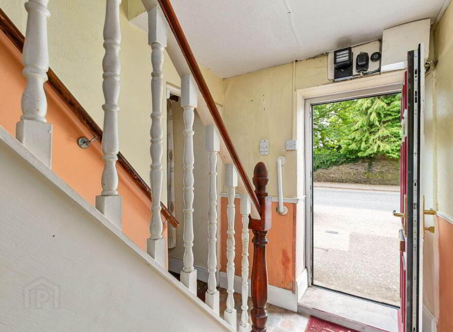 No. 2 Main Street, Carnew, Y14T9P0