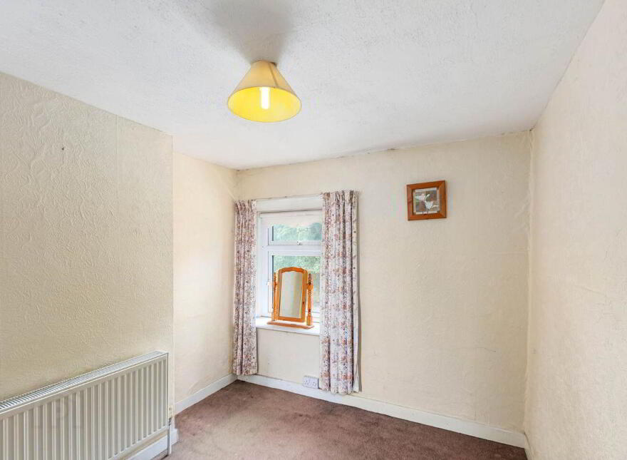 No. 2 Main Street, Carnew, Y14T9P0