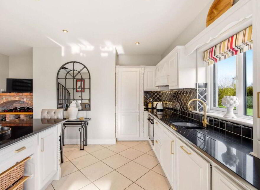 Ballincarrig, Tara Hill, Ballymoney, Y25C426