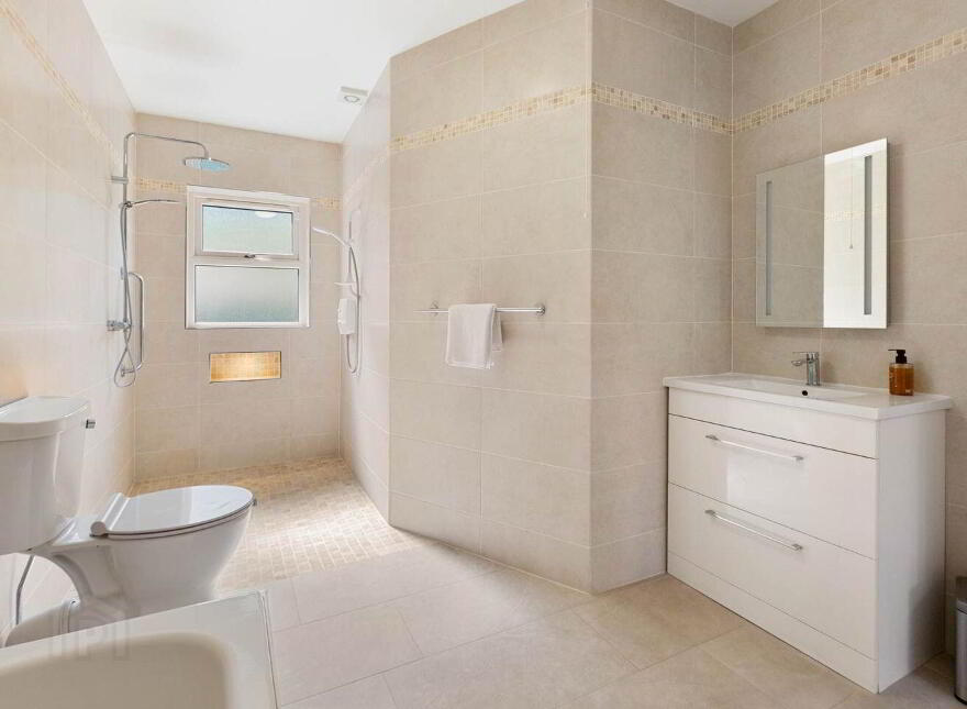 Granite Cottage, Crossbridge, Tinahely, Y14P893