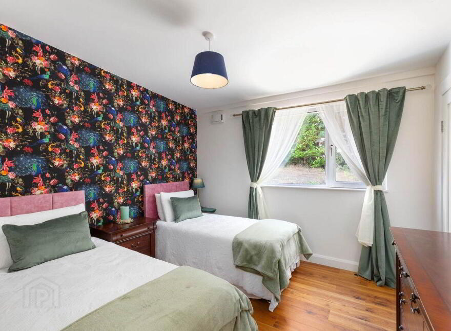 Hawthorn Lodge, Pallas Lower, Kilanerin, Y25R8P2